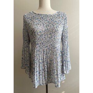 Floral & Ivy Babydoll Blouse Womens S Blue Floral Bell Sleeve with Smoking